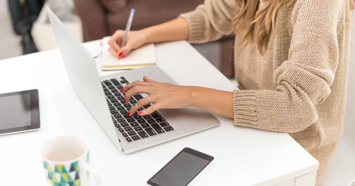 the Best Resume Format to Send to Hiring Managers - Resumespice the Best Resume Format to Send to Hiring Managers